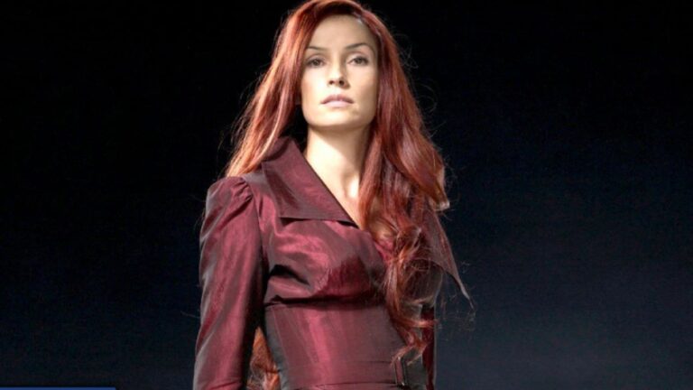 Famke-Janssen-Jean-Grey